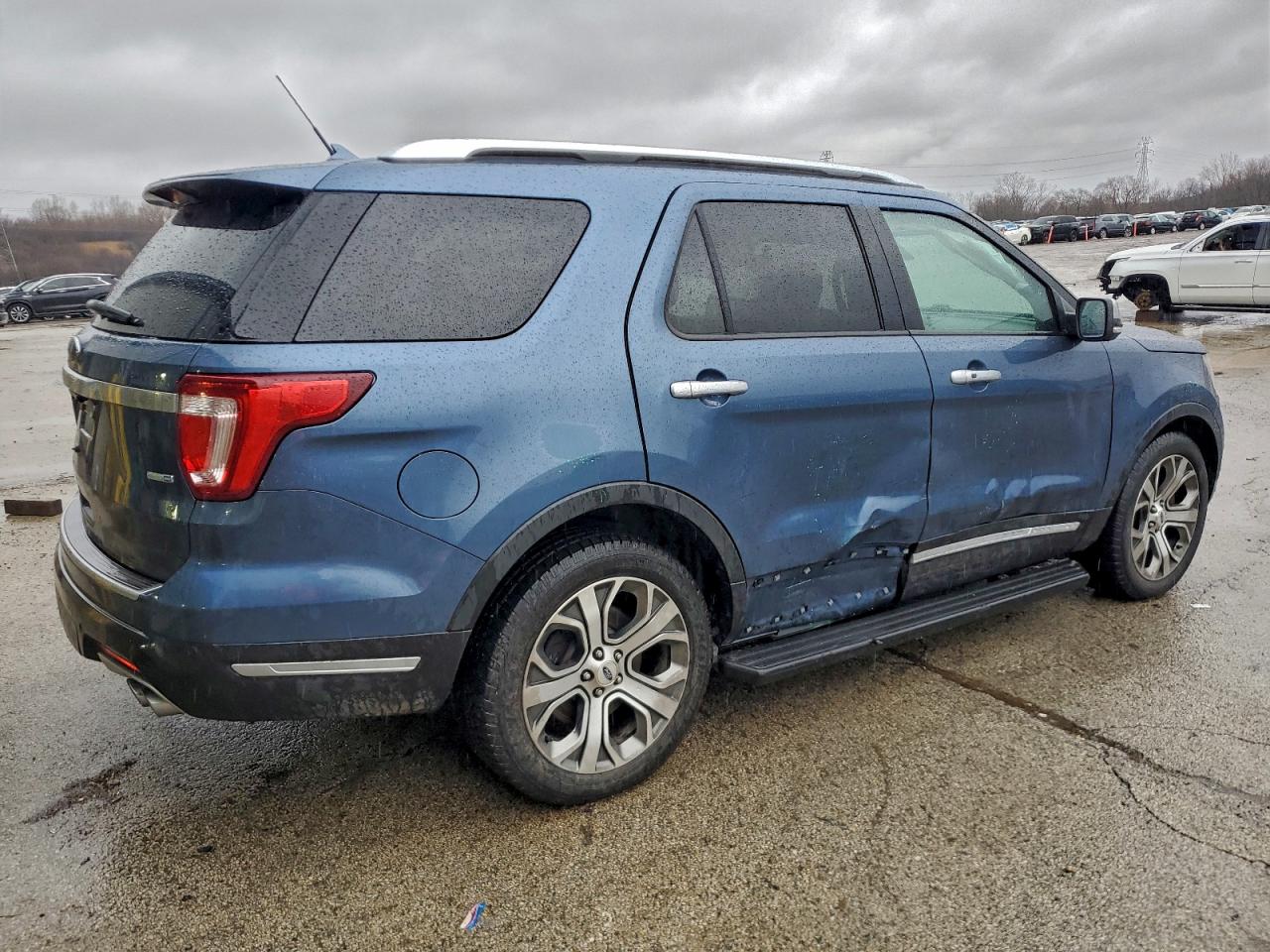 2018 FORD EXPLORER PLATINUM photo 3