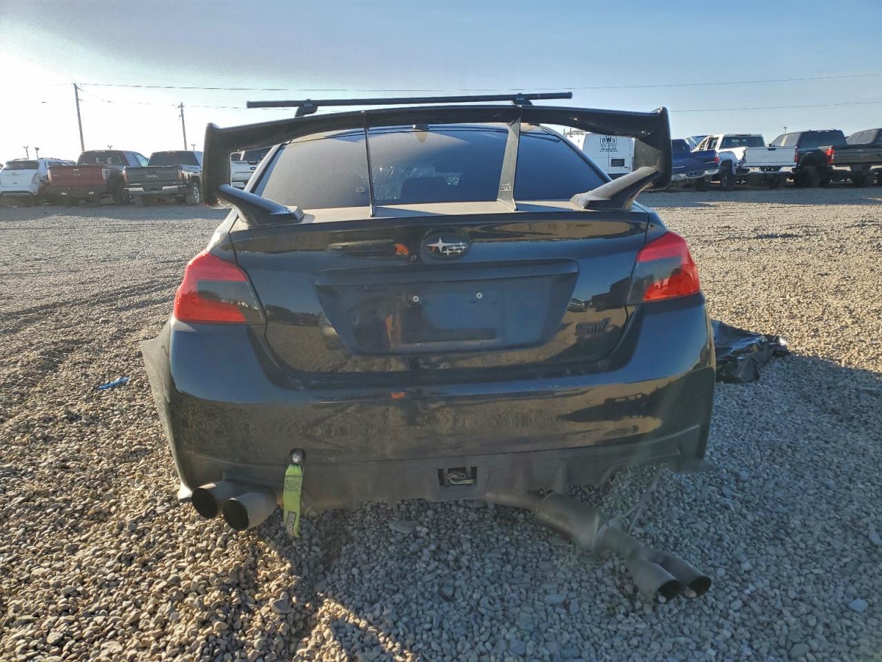 2018 SUBARU WRX STI photo 16