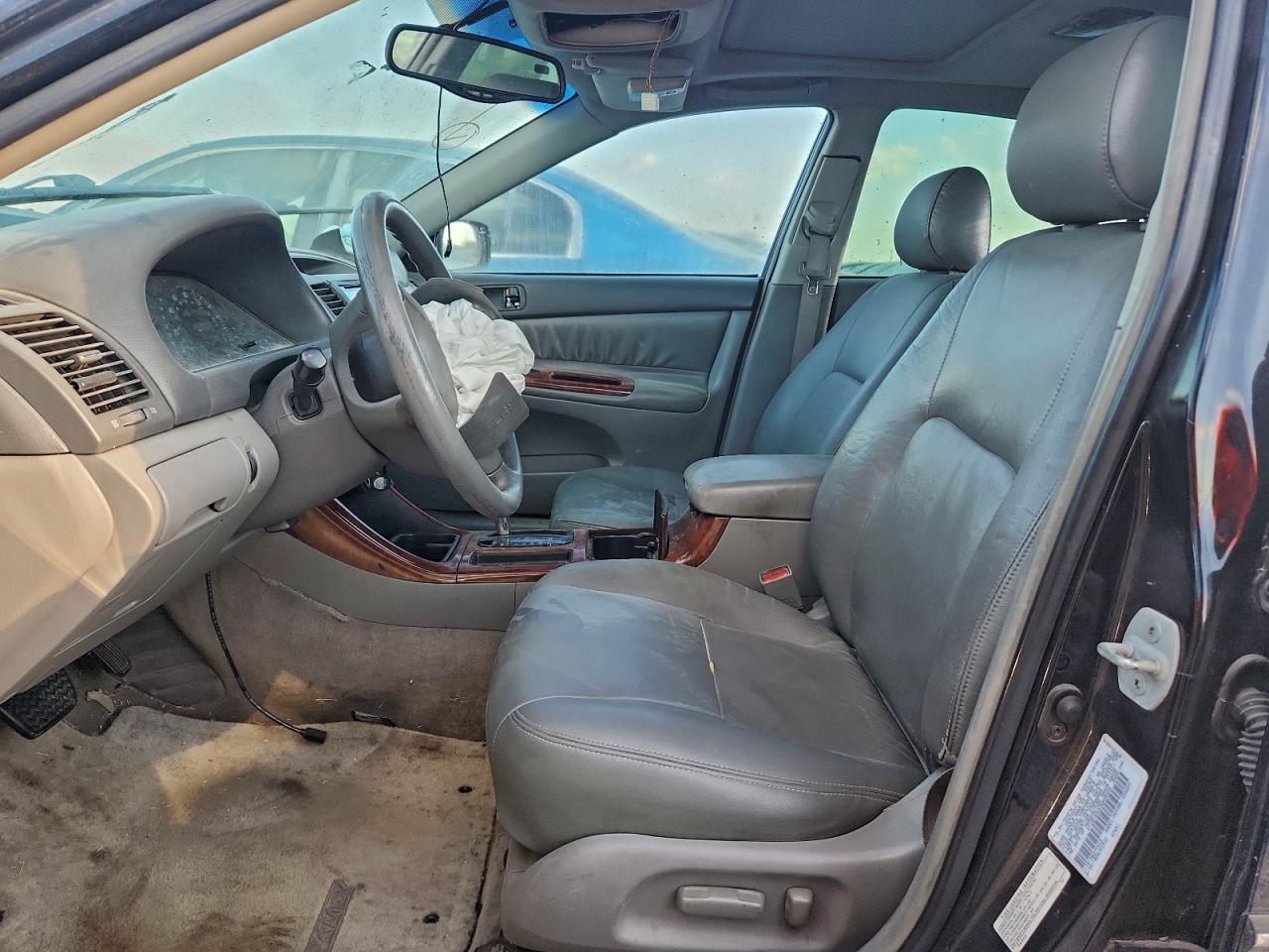 2003 TOYOTA CAMRY LE photo 7