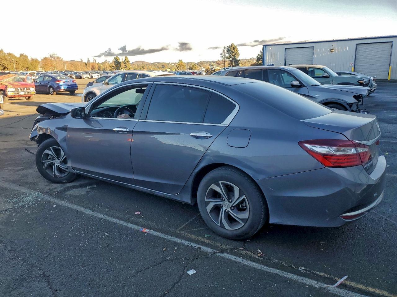 2017 HONDA ACCORD LX photo 2
