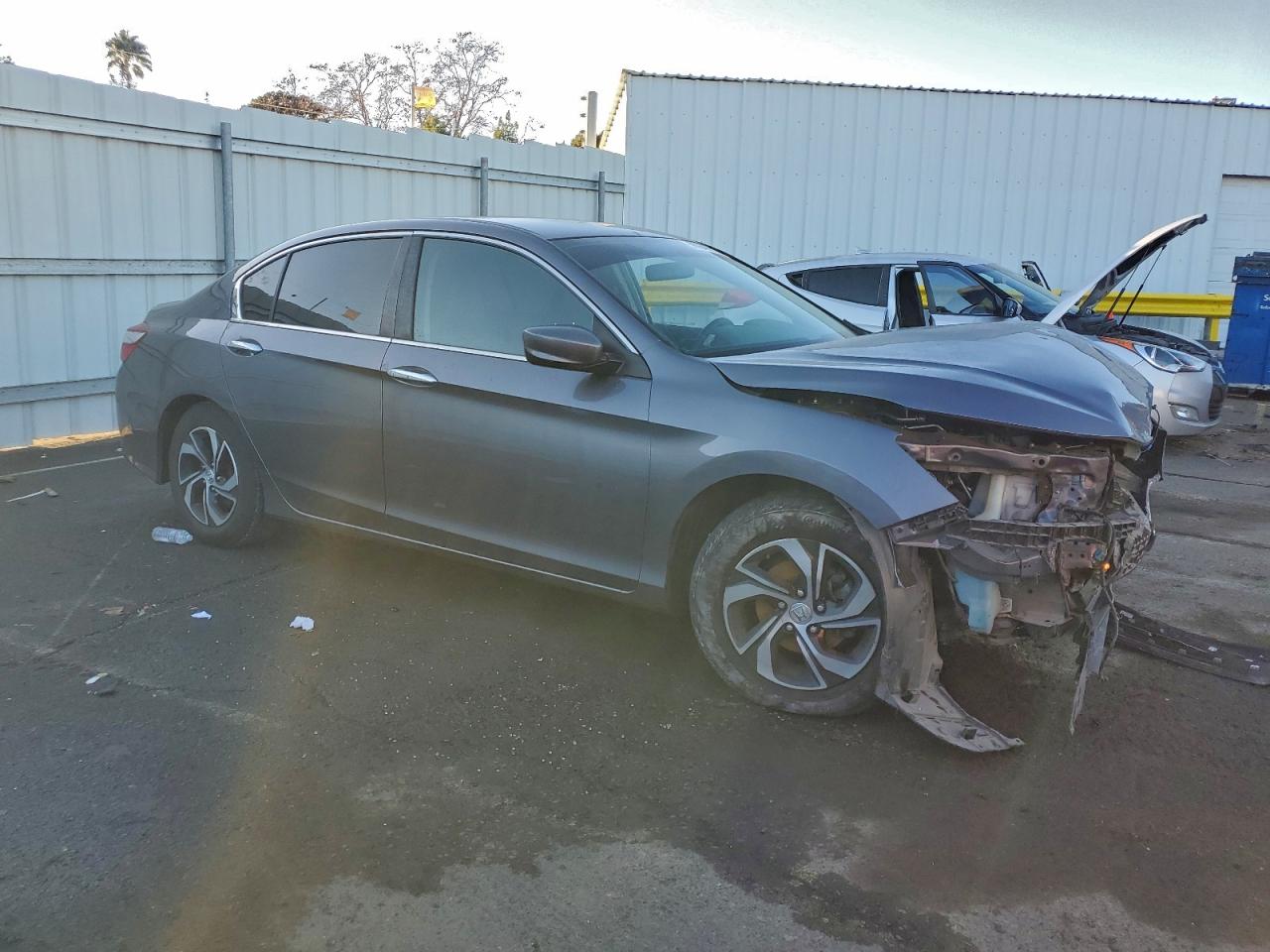 2017 HONDA ACCORD LX photo 4
