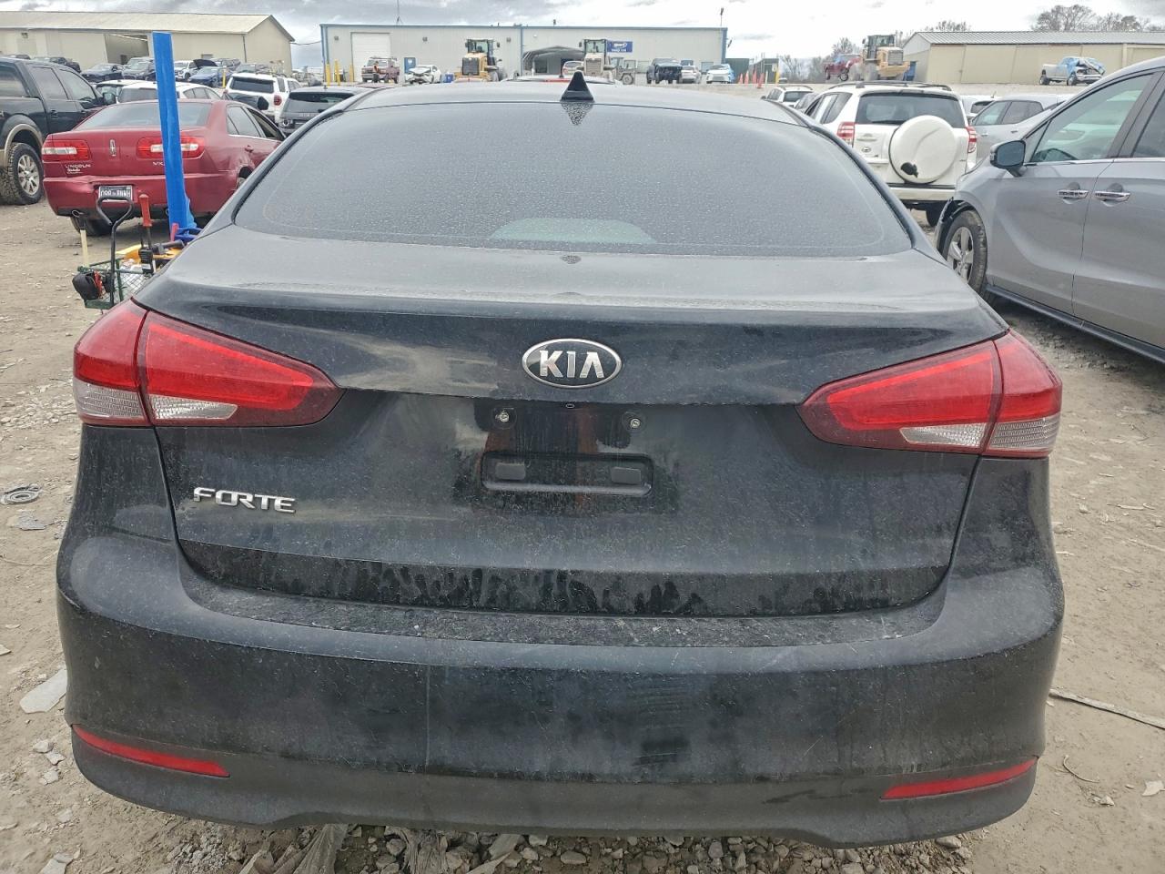 2018 KIA FORTE LX photo 11
