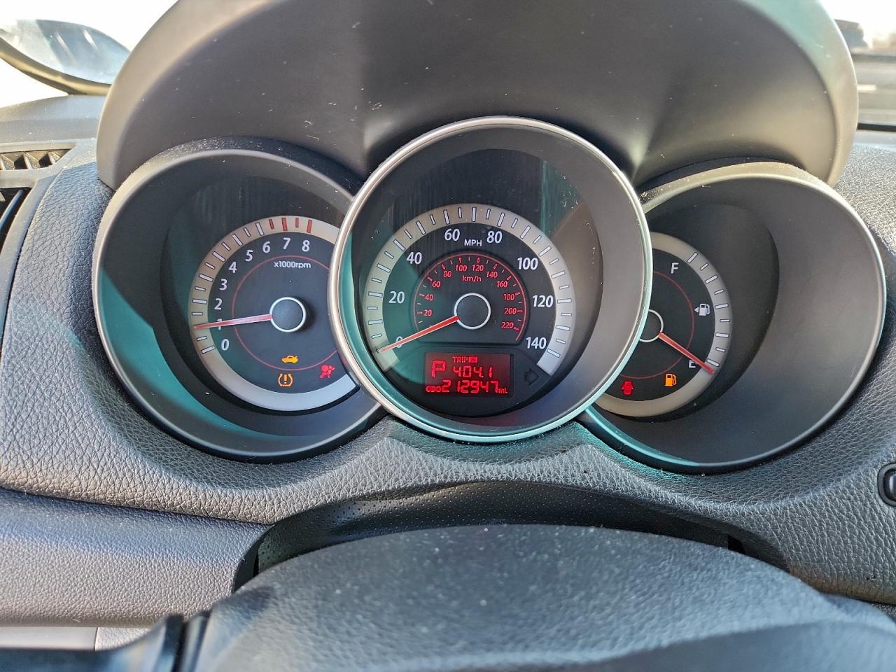 2012 KIA FORTE LX photo 9