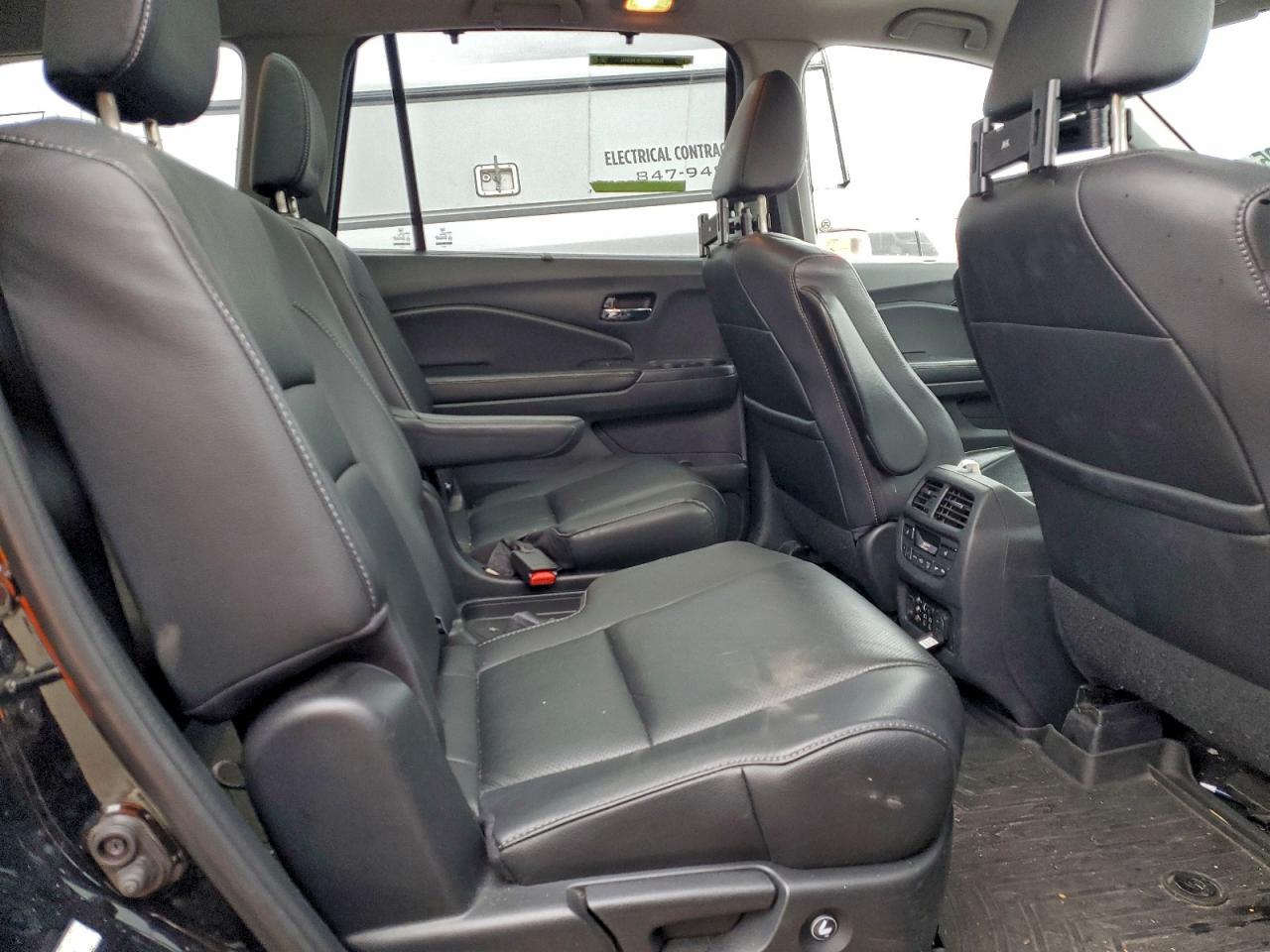 2016 HONDA PILOT ELITE photo 10