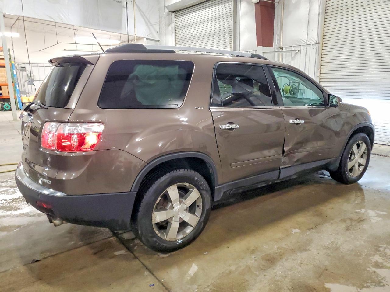 2011 GMC ACADIA SLT-2 photo 3