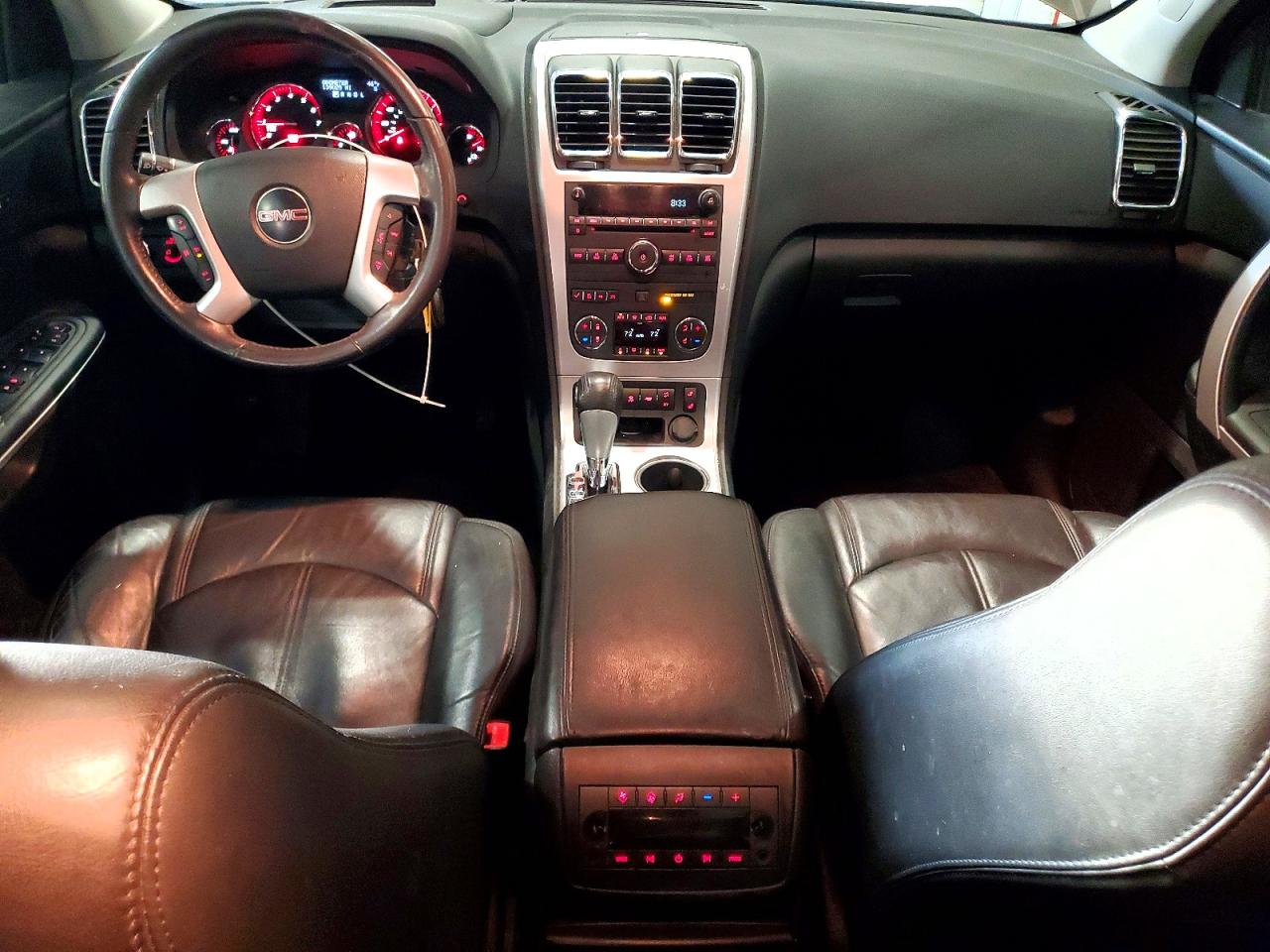 2011 GMC ACADIA SLT-2 photo 8