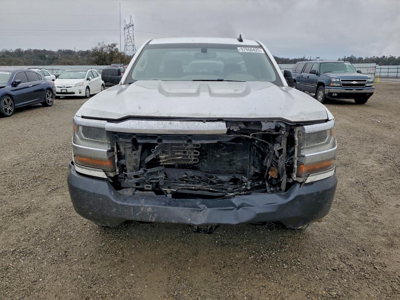 2018 CHEVROLET SILVERADO C1500 photo 9