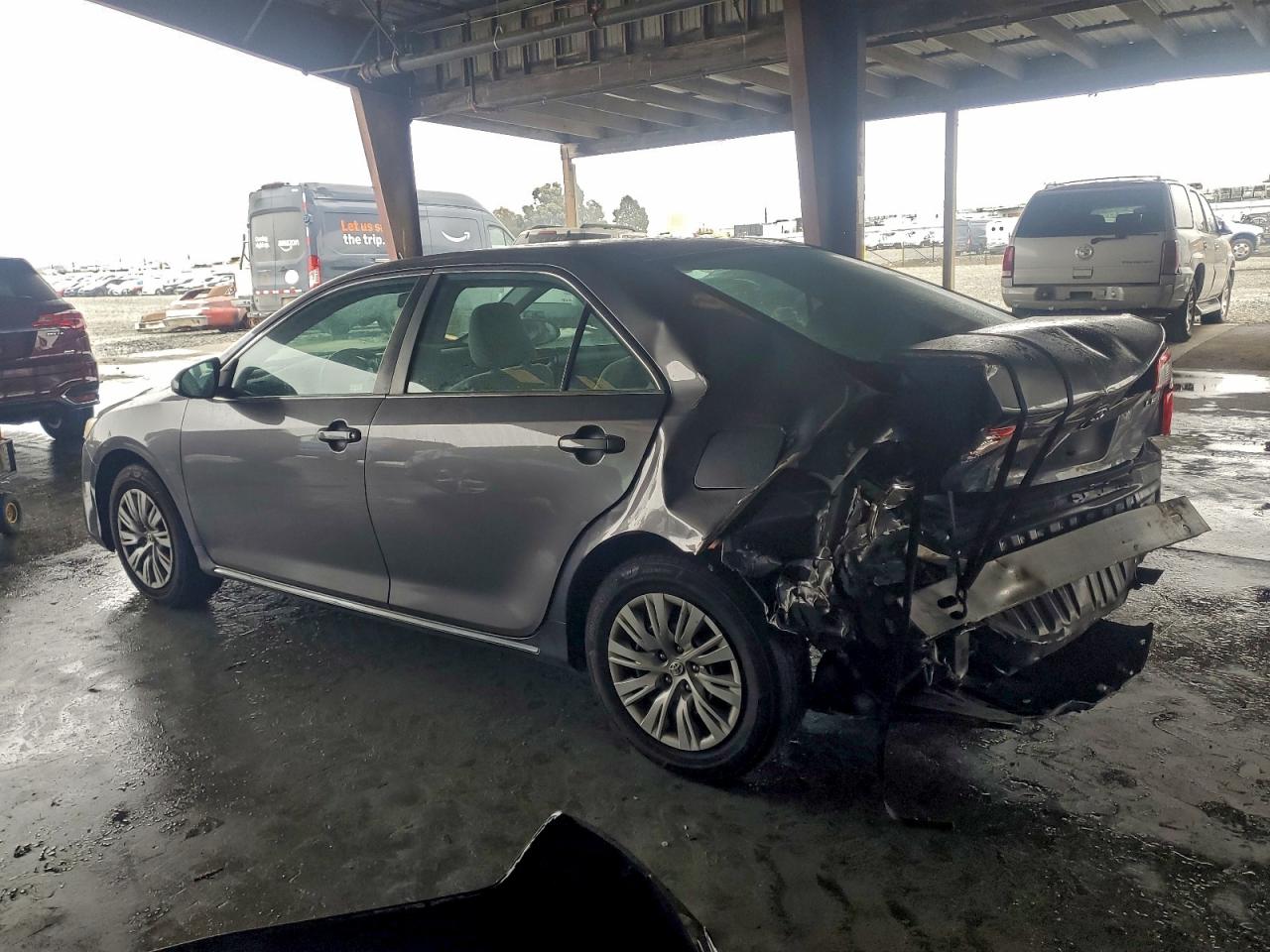 2013 TOYOTA CAMRY L photo 2