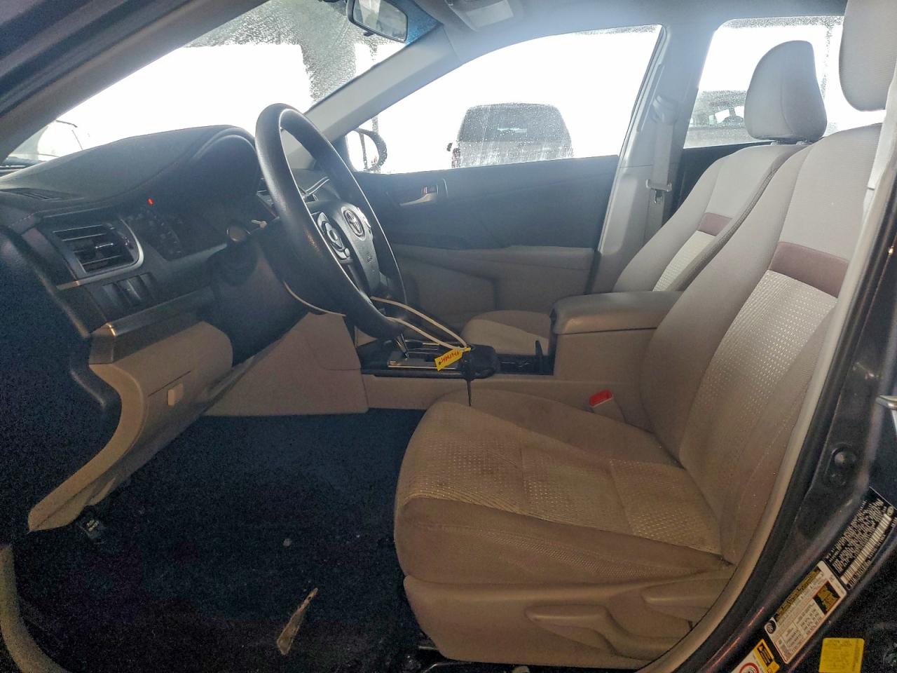 2013 TOYOTA CAMRY L photo 7