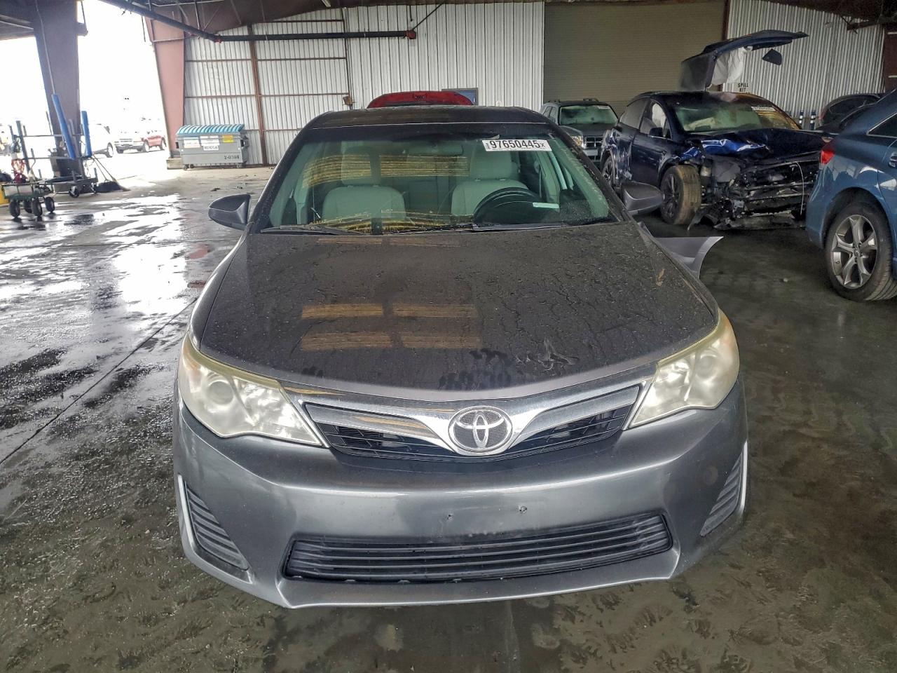 2013 TOYOTA CAMRY L photo 5