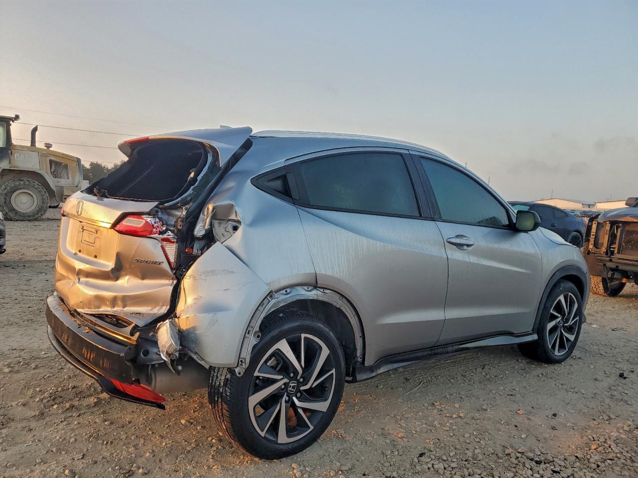 2019 HONDA HR-V SPORT photo 3
