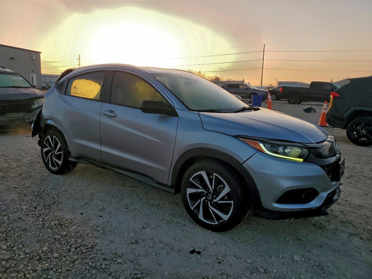 2019 HONDA HR-V SPORT photo 4