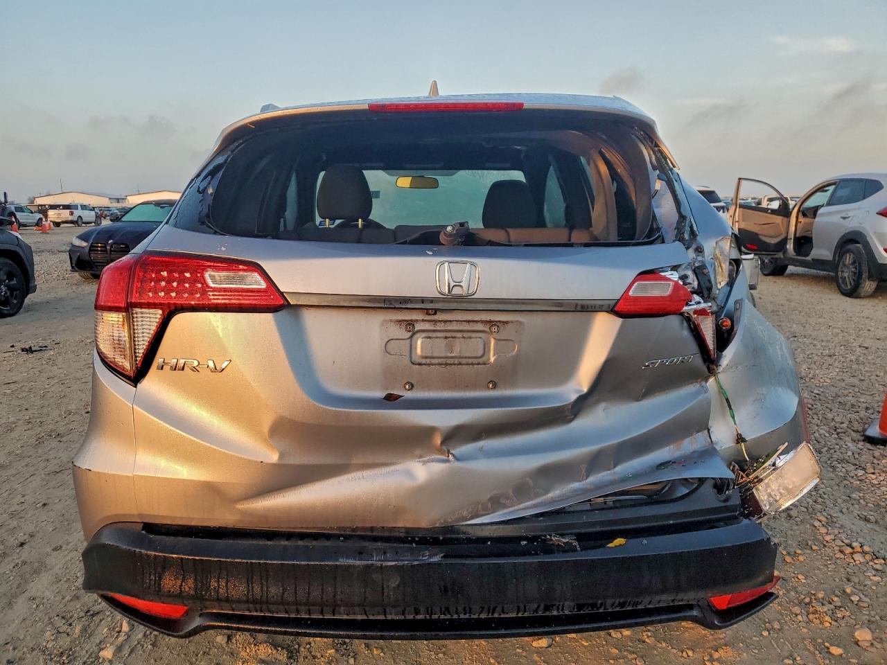 2019 HONDA HR-V SPORT photo 6