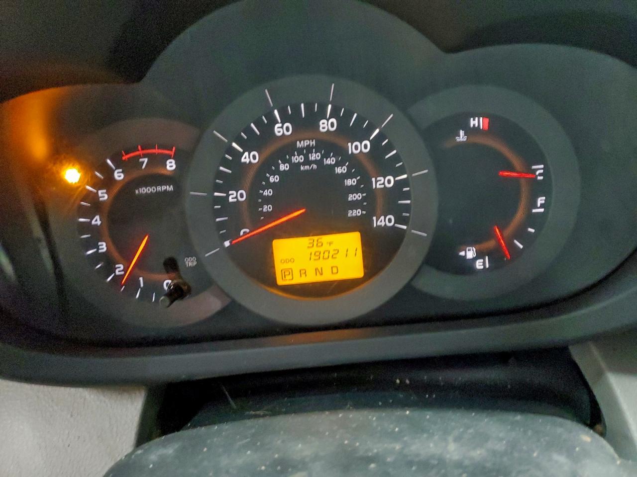 2011 TOYOTA RAV4 photo 9