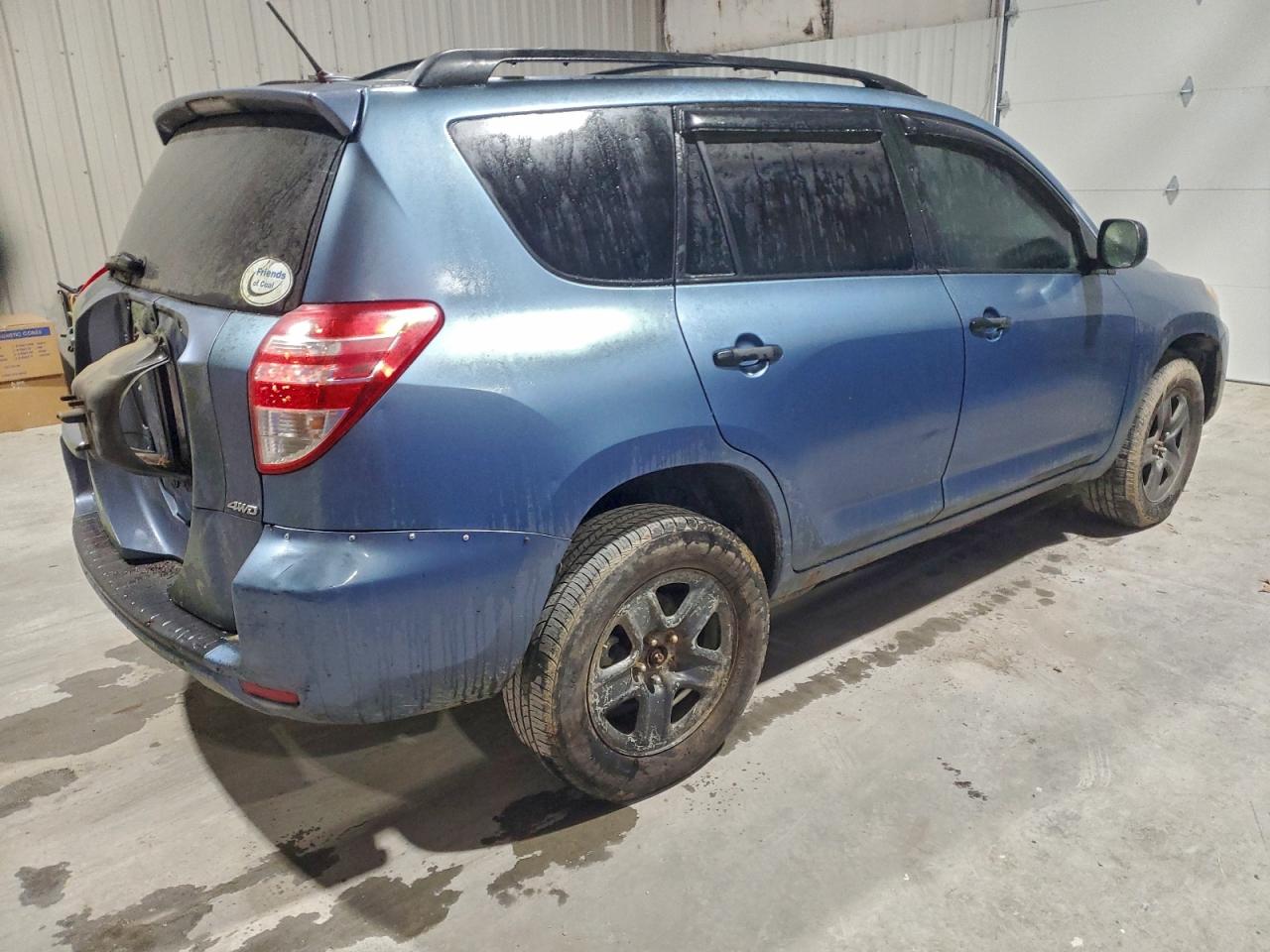 2011 TOYOTA RAV4 photo 3