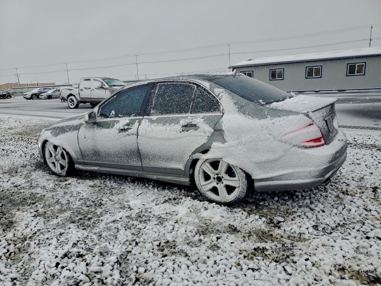 2010 MERCEDES-BENZ C 300 4MATIC photo 2