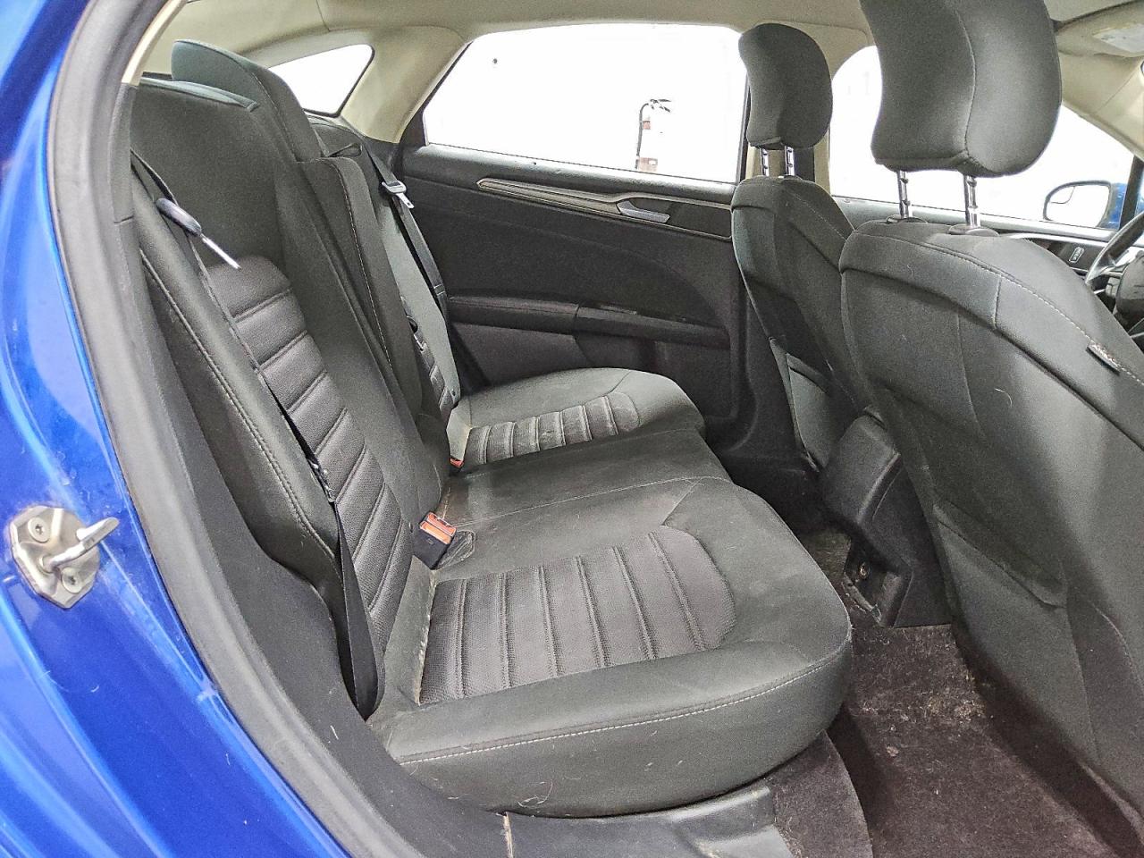 2017 FORD FUSION SE photo 10
