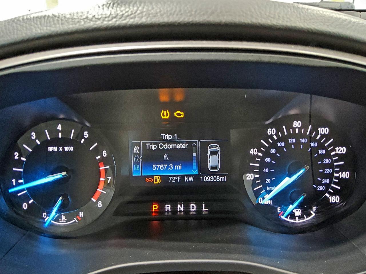 2017 FORD FUSION SE photo 9