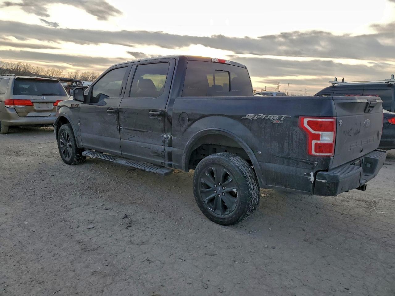 2019 FORD F150 SUPERCREW photo 2
