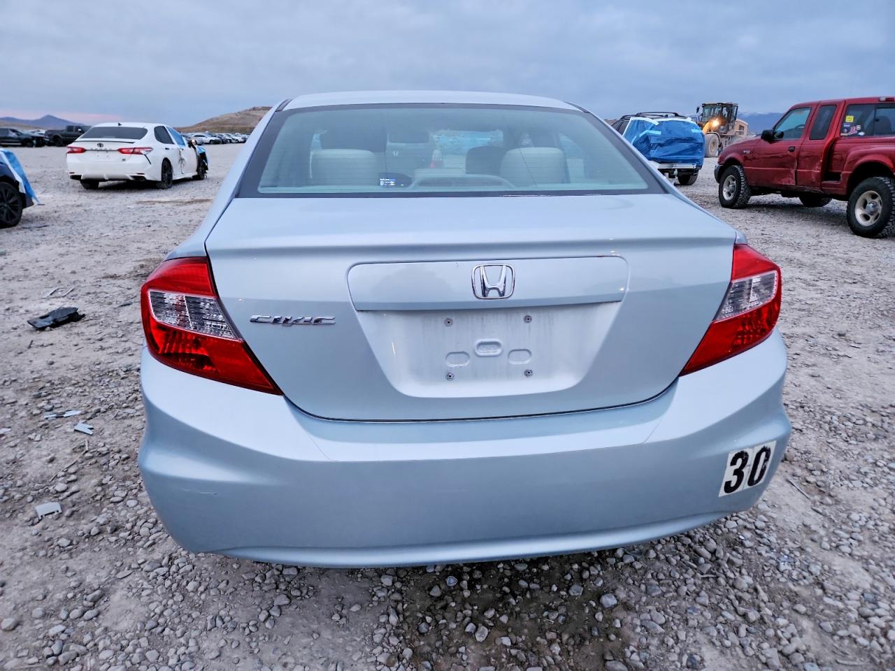 2012 HONDA CIVIC LX photo 6