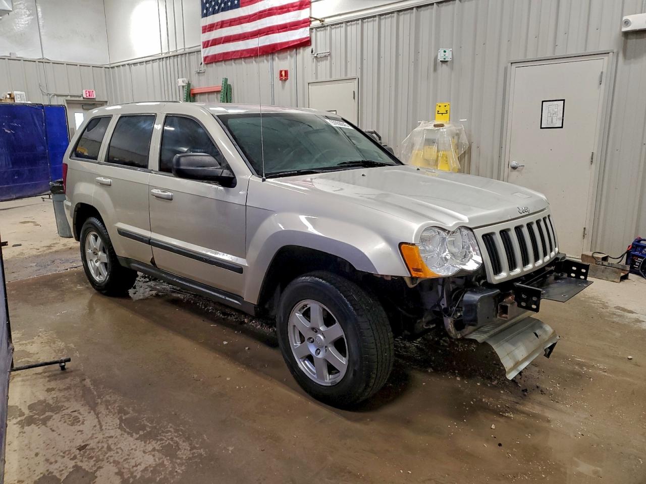 2008 JEEP GRAND CHEROKEE LAREDO photo 4