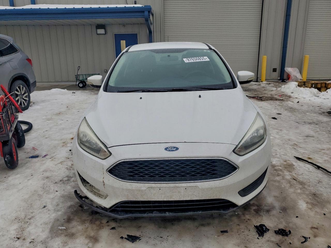 2015 FORD FOCUS SE photo 5