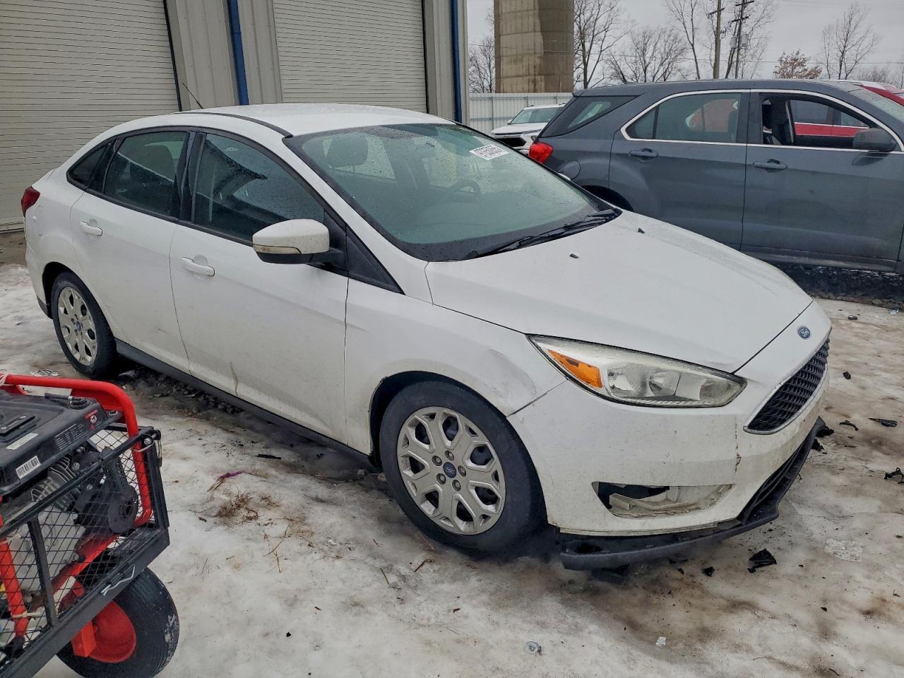 2015 FORD FOCUS SE photo 4