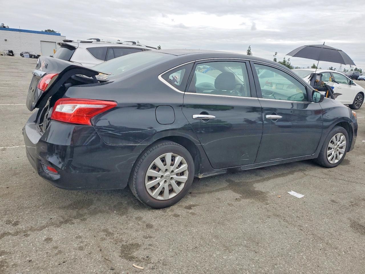 2018 NISSAN SENTRA S photo 3