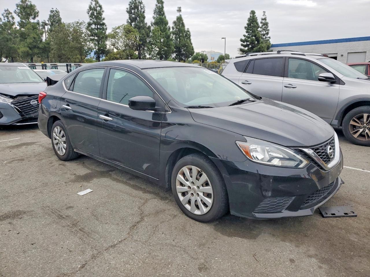 2018 NISSAN SENTRA S photo 4