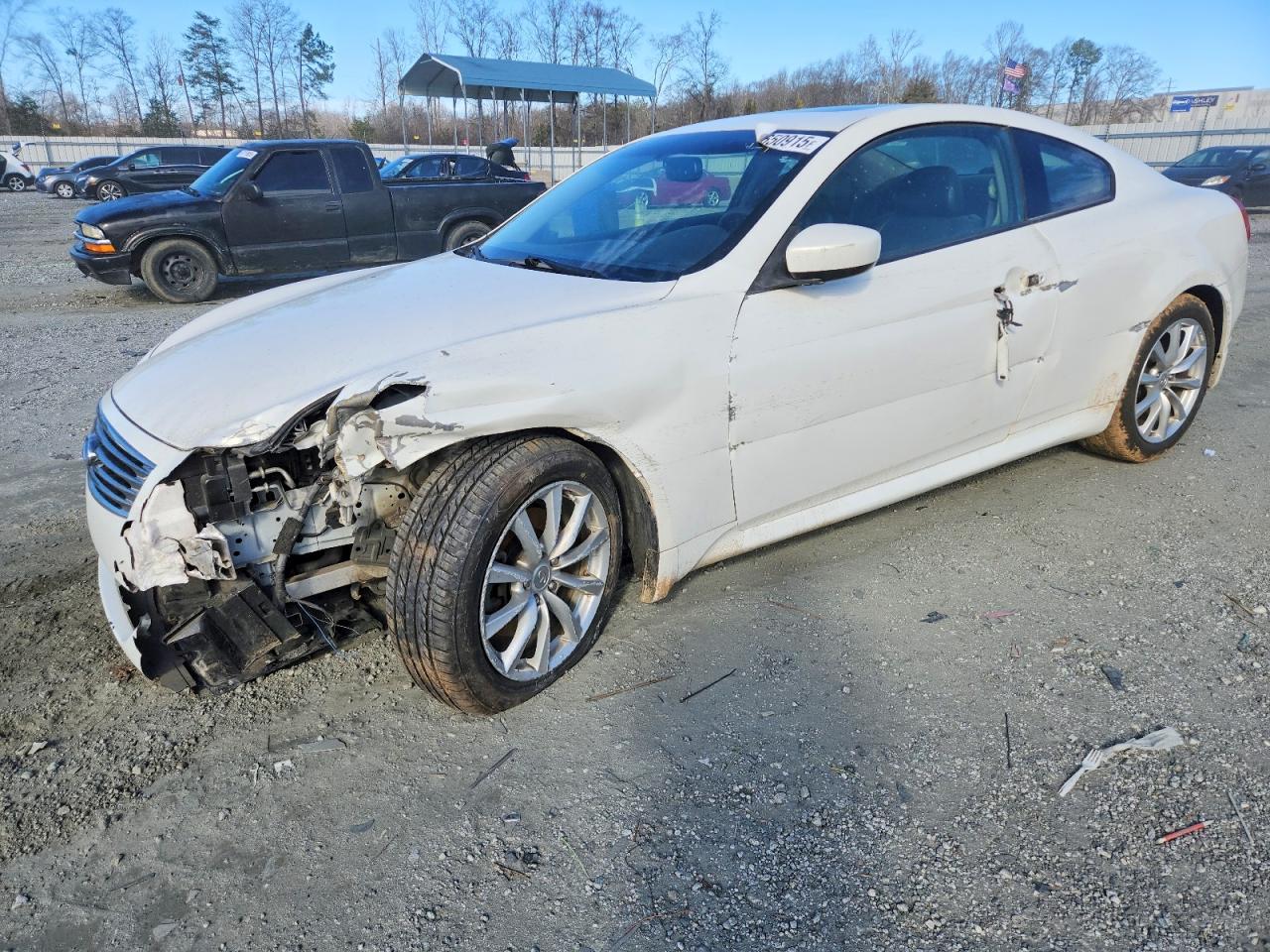 2013 INFINITI G37