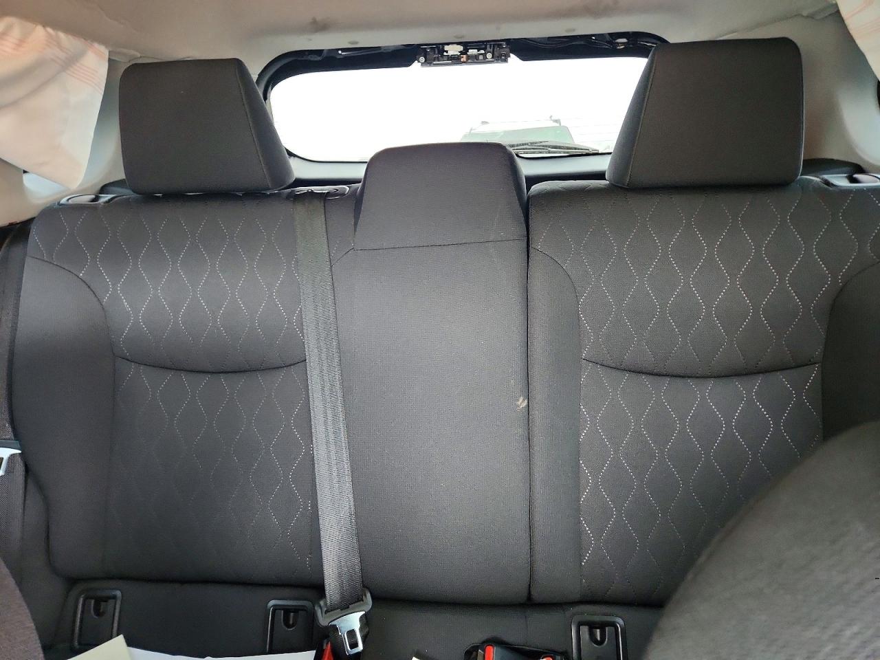 2025 TOYOTA COROLLA CROSS LE photo 10