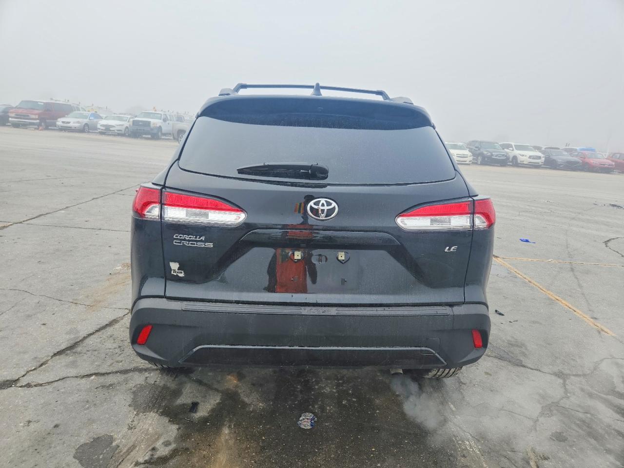 2025 TOYOTA COROLLA CROSS LE photo 6