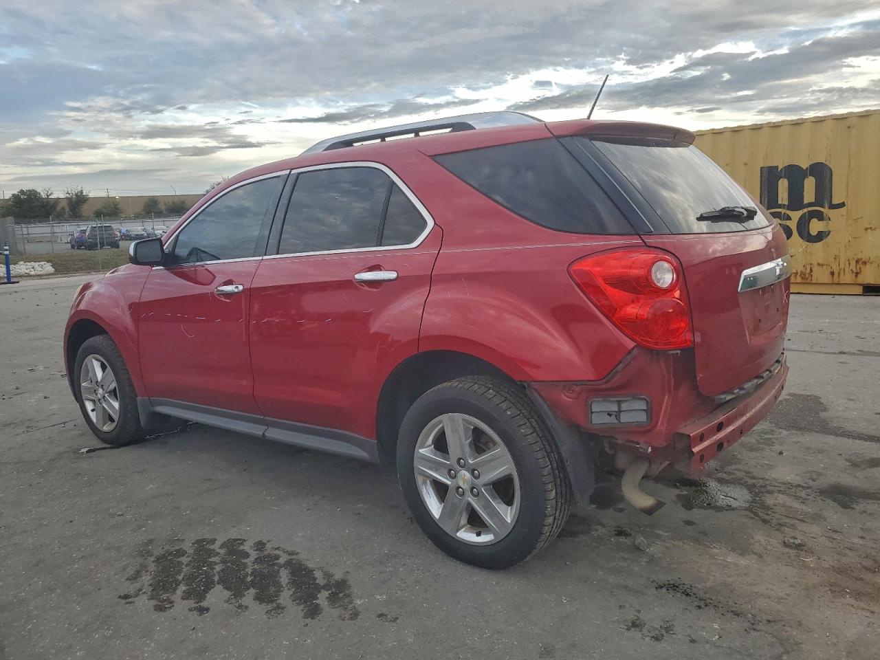2015 CHEVROLET EQUINOX photo 2