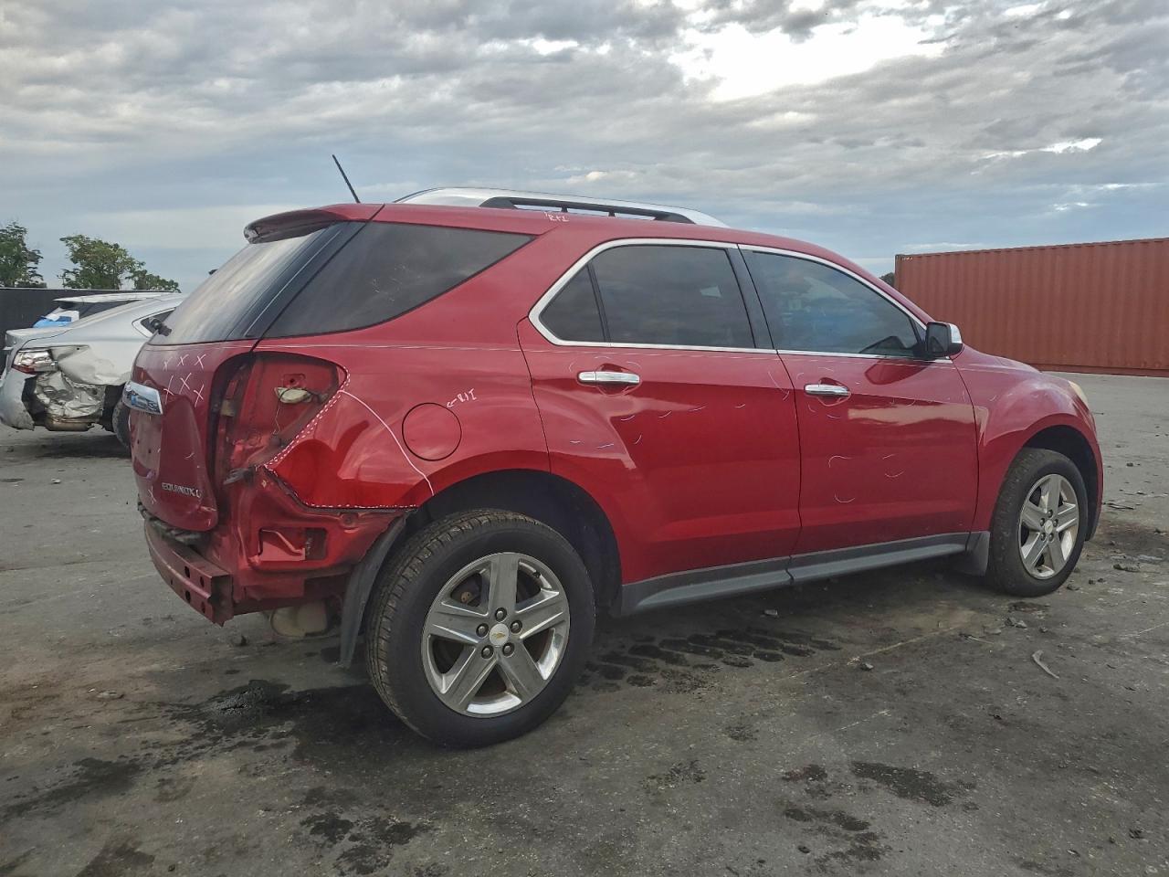 2015 CHEVROLET EQUINOX photo 3