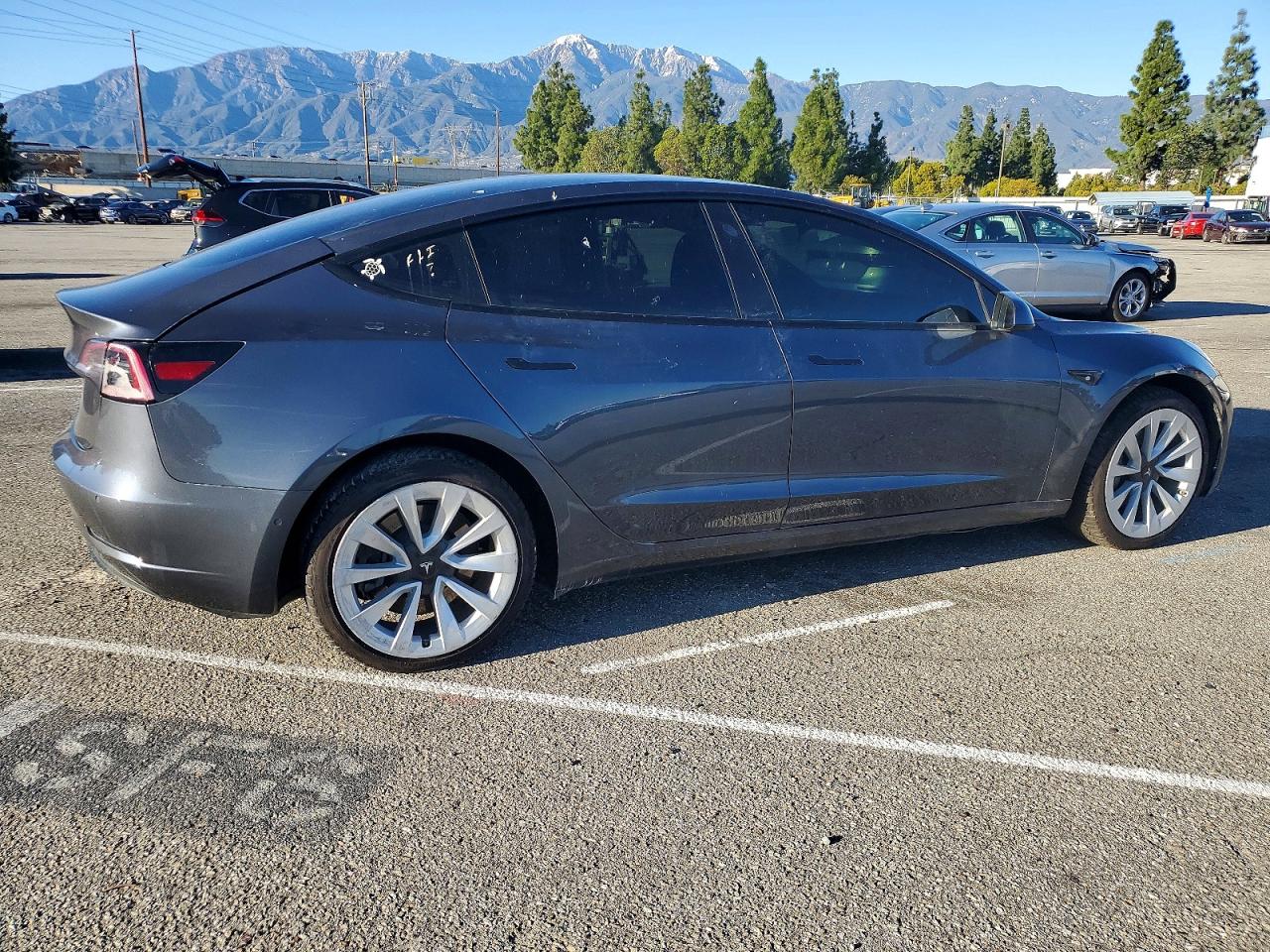 2022 TESLA MODEL 3 photo 5