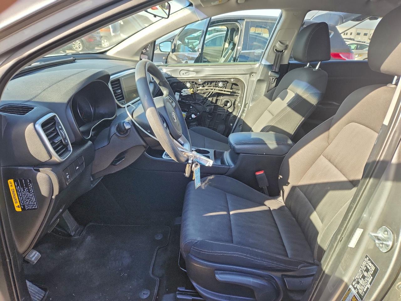 2021 KIA SPORTAGE LX photo 7