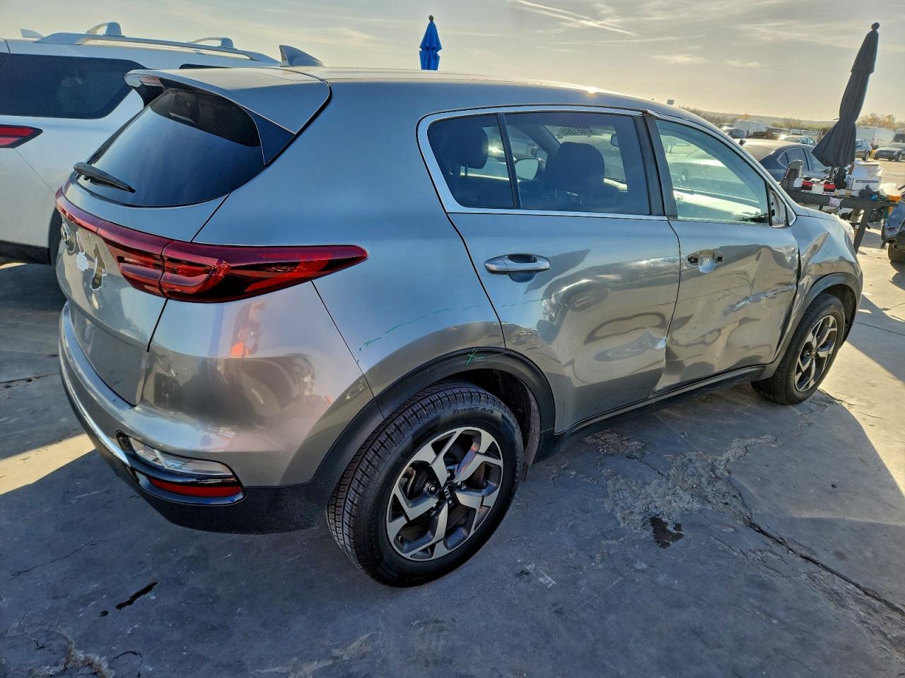 2021 KIA SPORTAGE LX photo 3