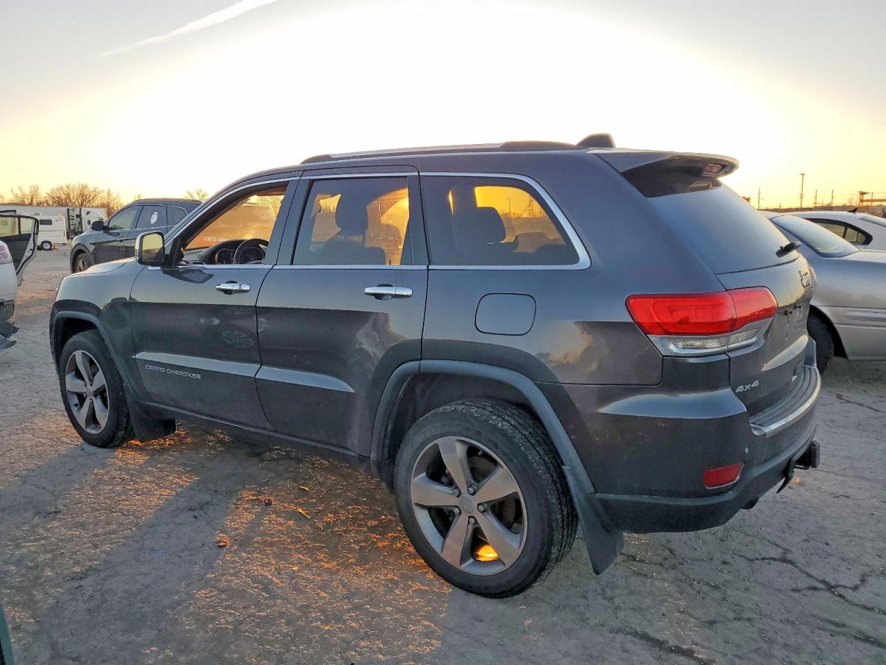2014 JEEP GRAND CHEROKEE LIMITED photo 2
