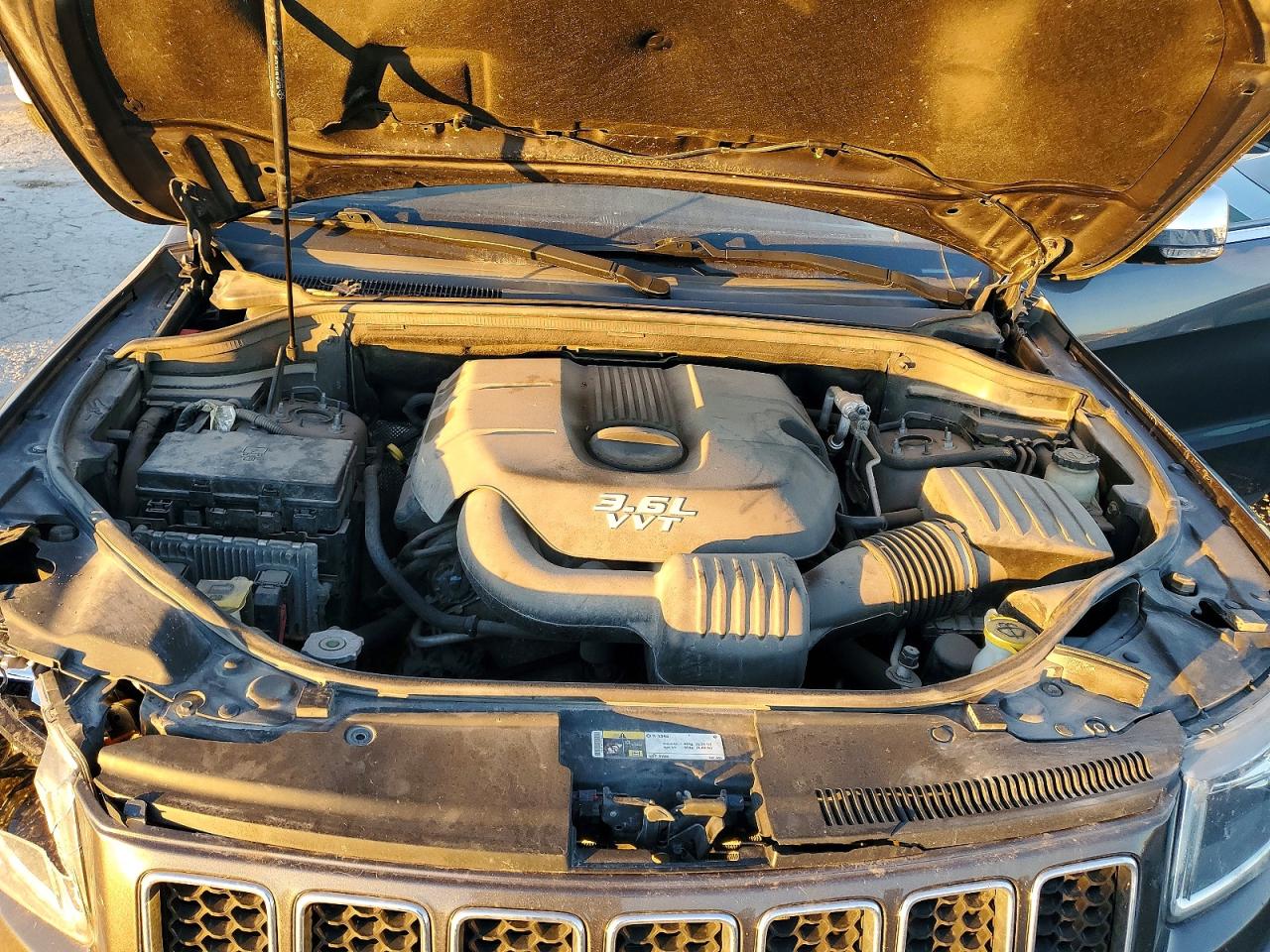 2014 JEEP GRAND CHEROKEE LIMITED photo 12