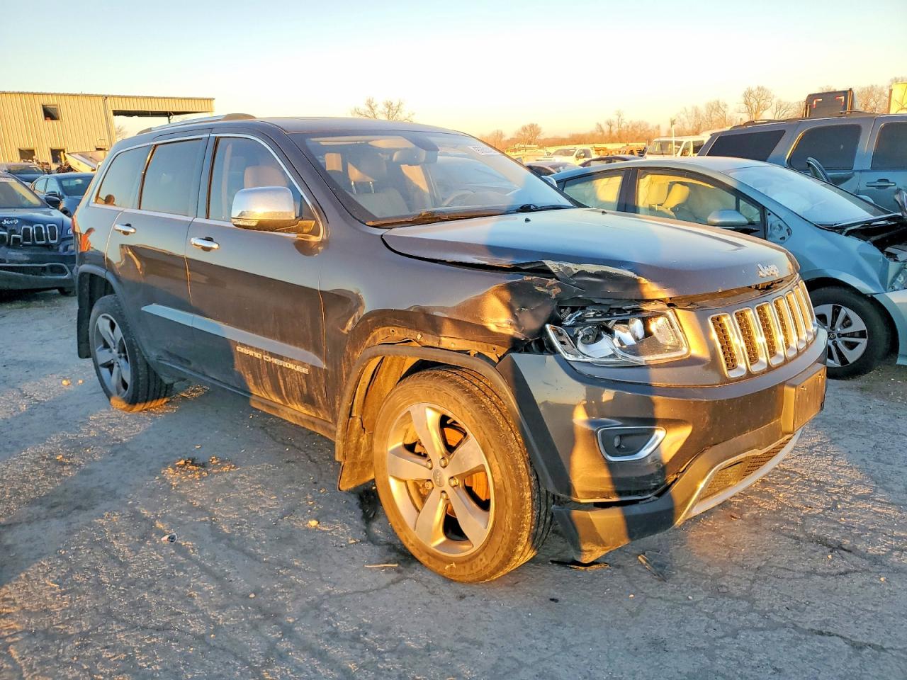 2014 JEEP GRAND CHEROKEE LIMITED photo 4