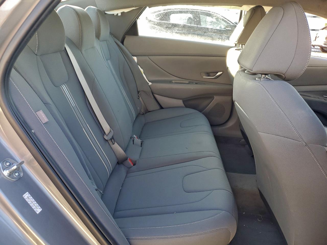 2024 HYUNDAI ELANTRA BLUE photo 10