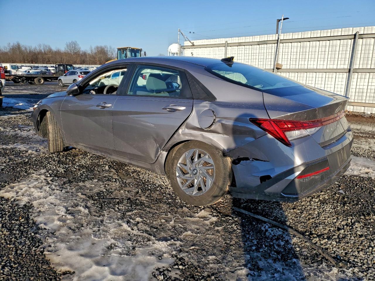 2024 HYUNDAI ELANTRA BLUE photo 2