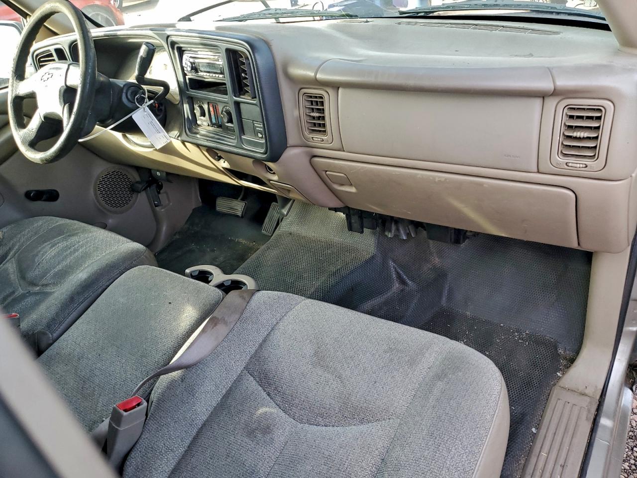 2003 CHEVROLET SILVERADO C1500 photo 8