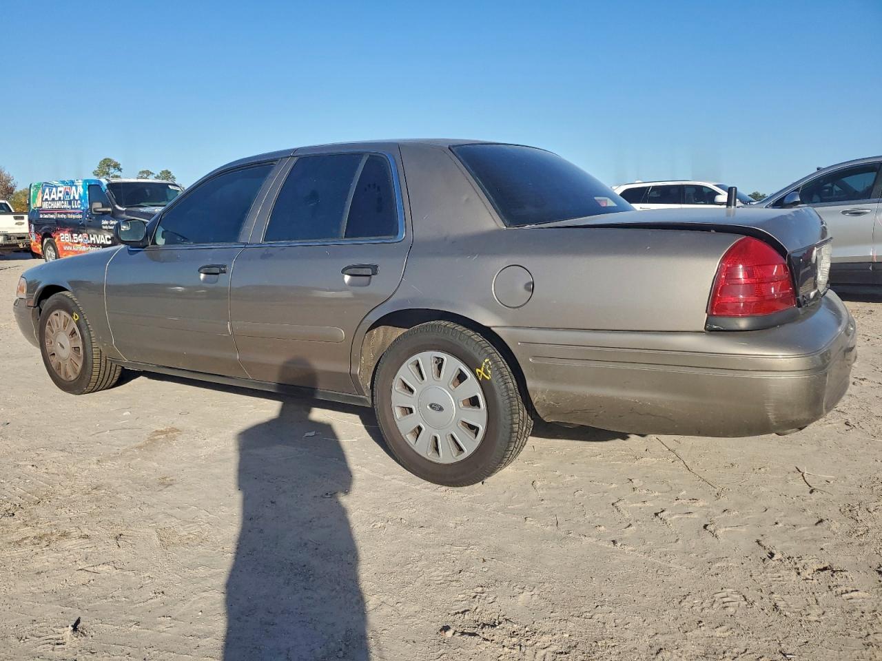 2006 FORD CROWN VICTORIA POLICE INTERCEPTOR photo 2