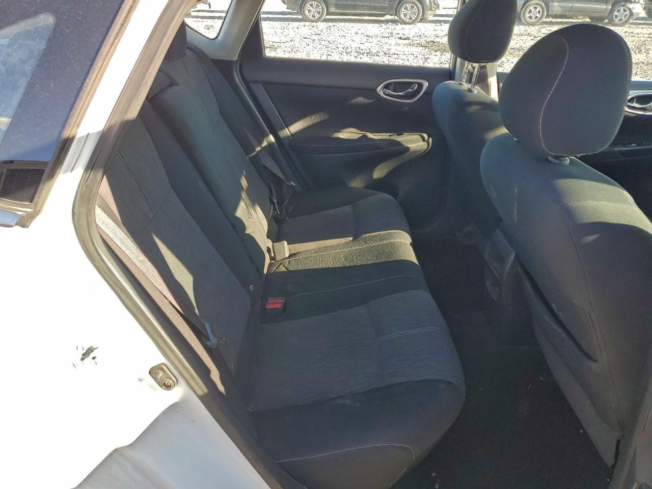2014 NISSAN SENTRA S photo 10