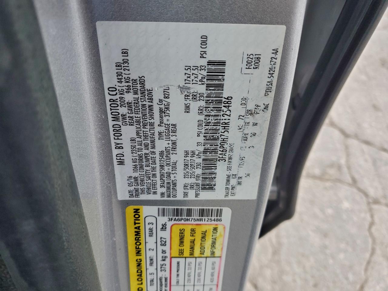 2017 FORD FUSION SE photo 12