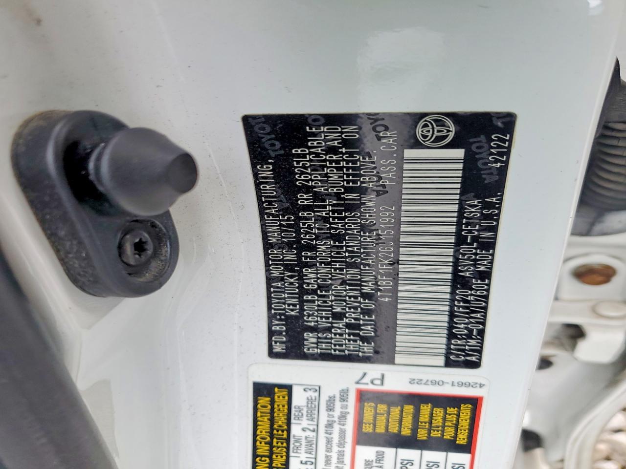 2016 TOYOTA CAMRY LE photo 12
