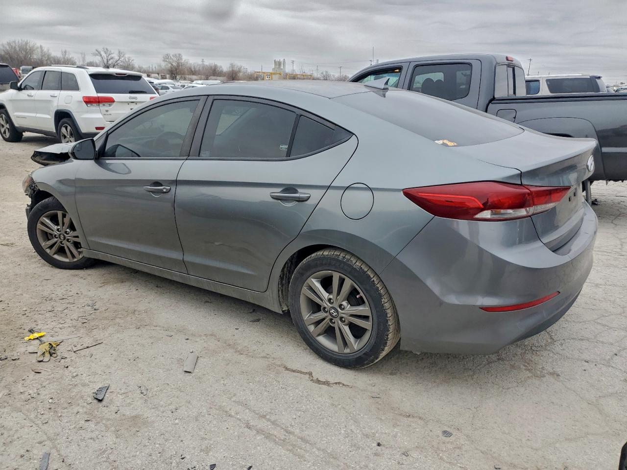 2017 HYUNDAI ELANTRA SE photo 2