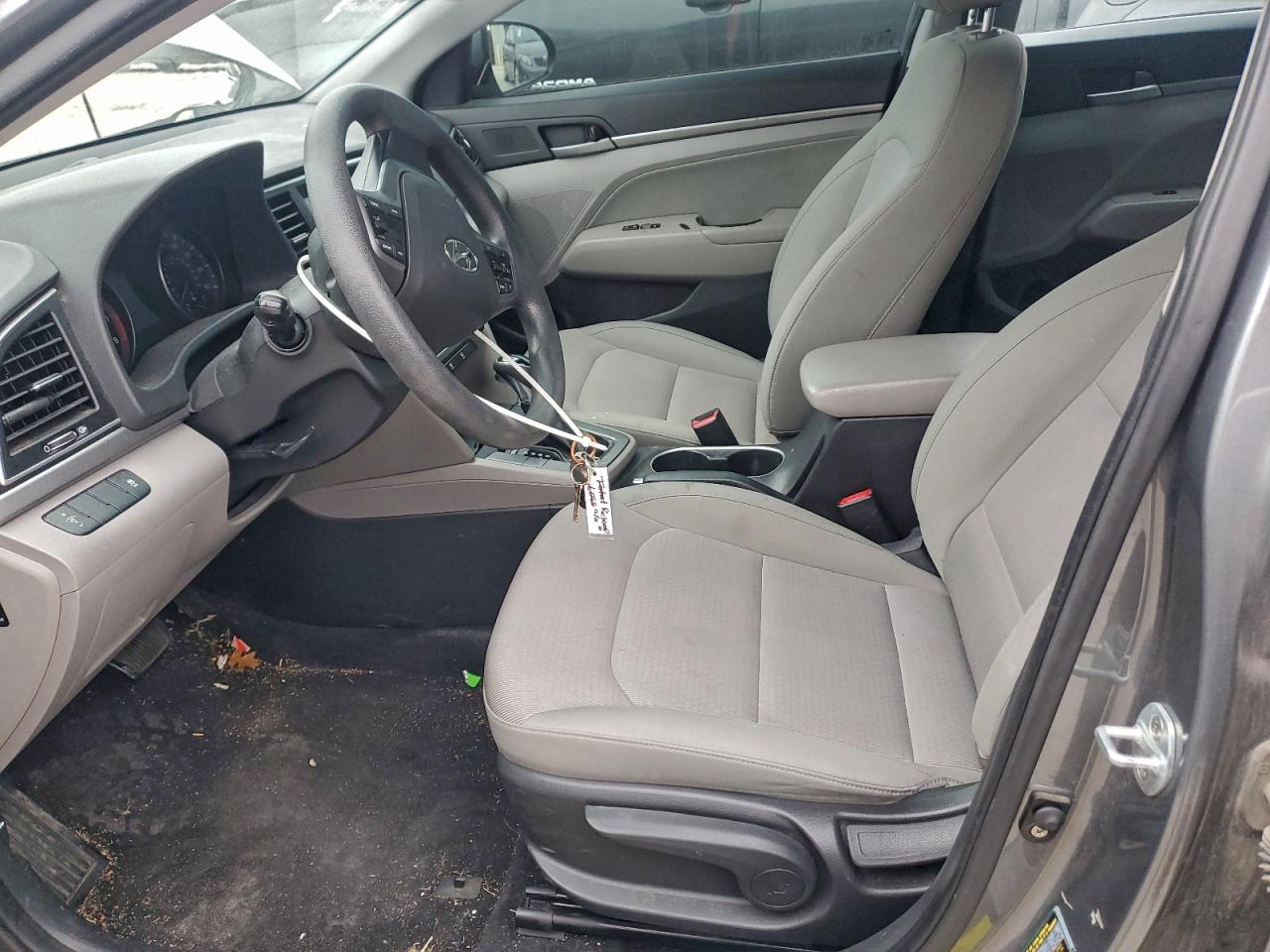 2017 HYUNDAI ELANTRA SE photo 7
