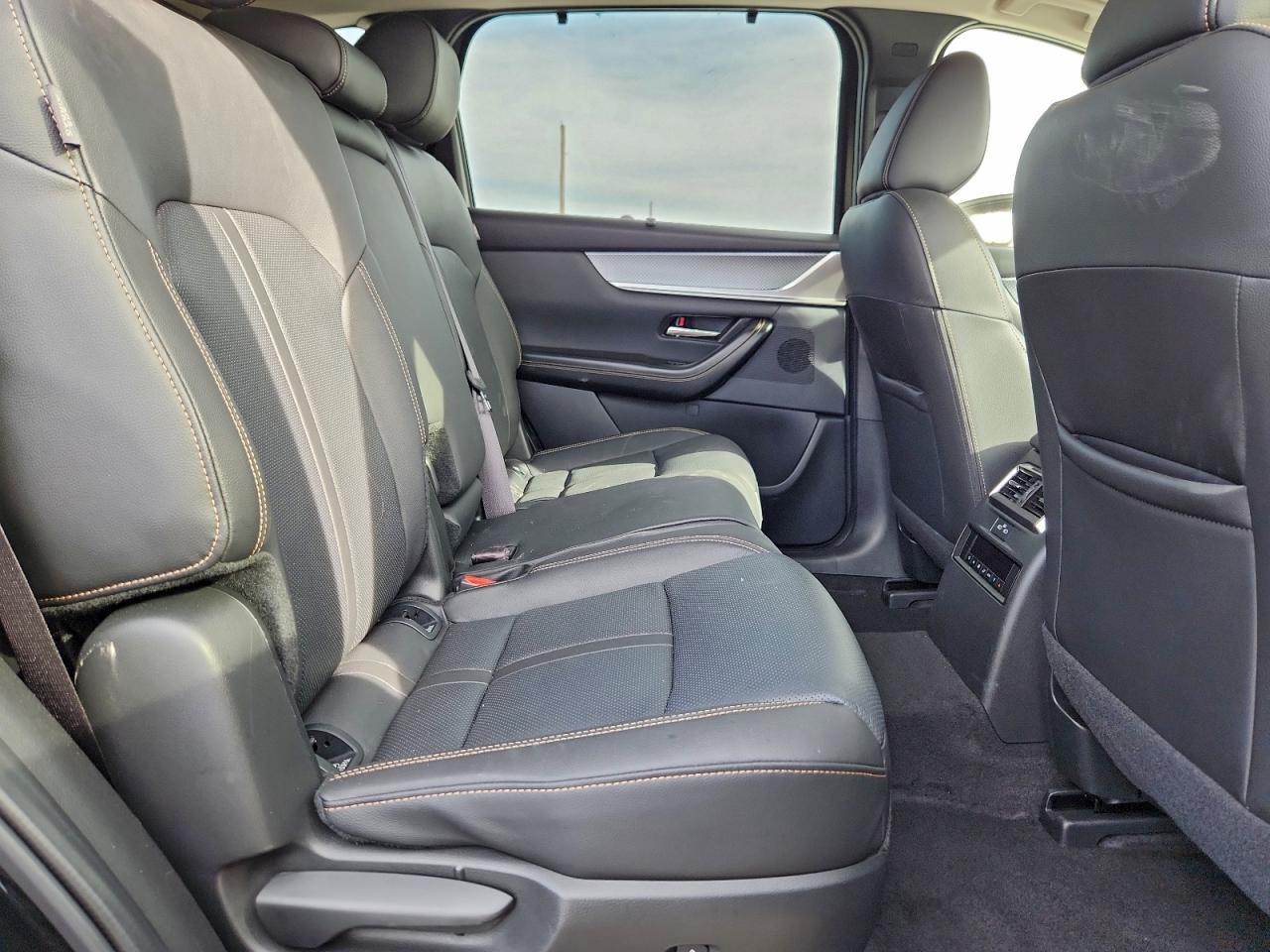 2024 MAZDA CX-90 PREFERRED photo 11